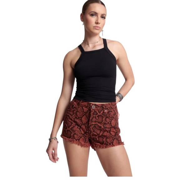 One Teaspoon Bonitas High Waist Denim Shorts Python Snake Print Size 26 AU/ 4 US - Picture 1 of 14